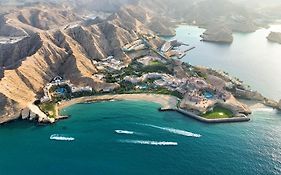 منتجع وسبا شانغريلا بر الجصة